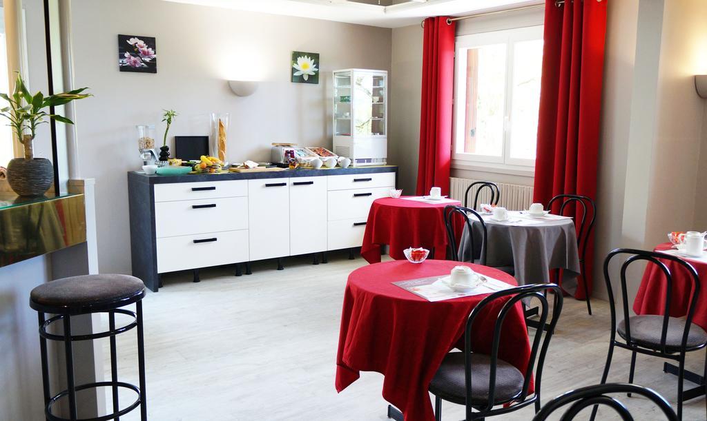 Hotel Robinson Auch Eksteriør billede