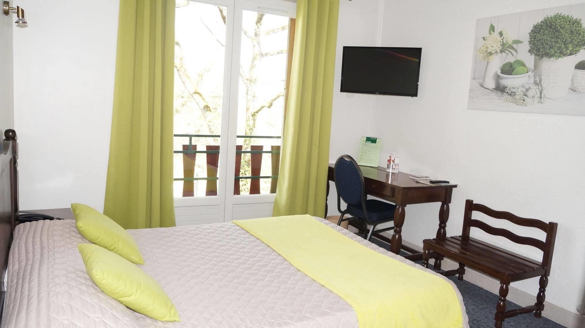 Hotel Robinson Auch Eksteriør billede